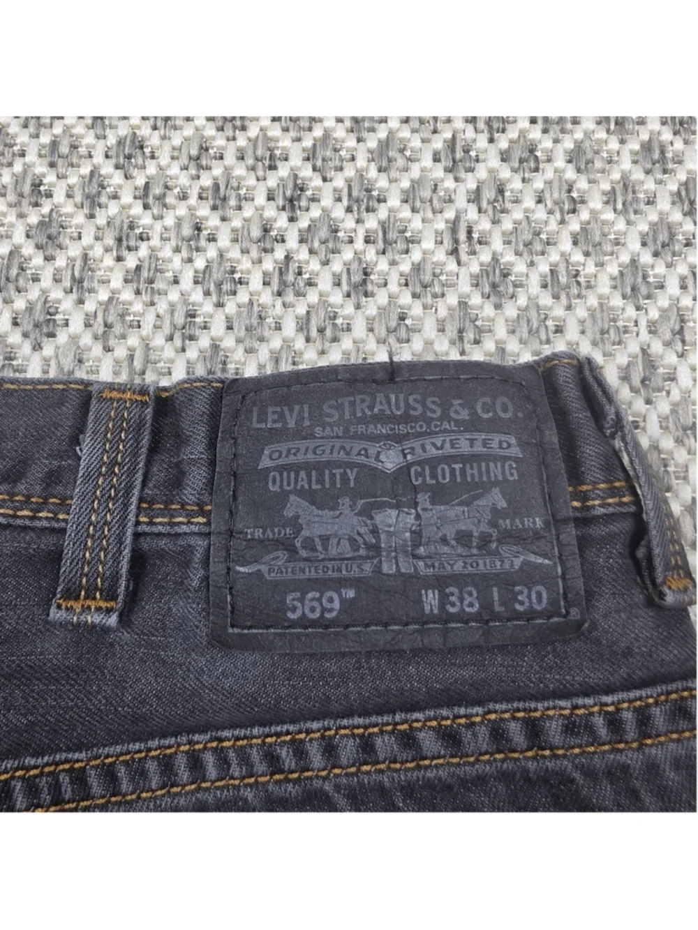 Levi’s 569 Loose Straight Black Jeans Men’s 38x30 Flap Pocket Denim Y2K